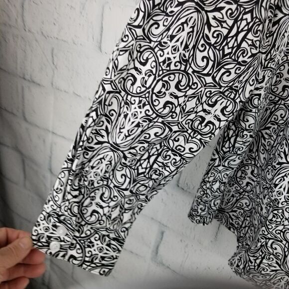 Career Style Blouse Front Button Up Shirt. - Picture 5 of 8